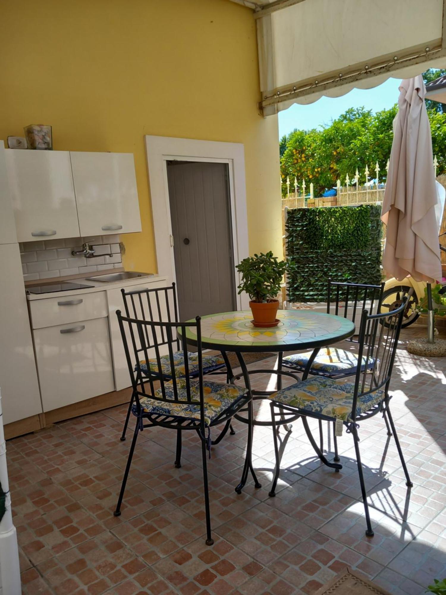 B&B A Casa Di Antonella Scauri  Extérieur photo
